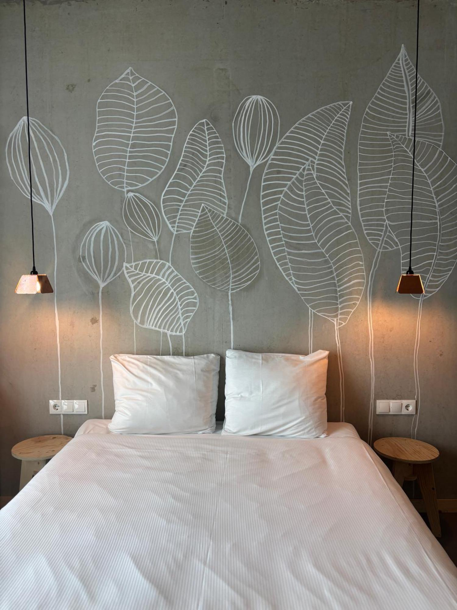 Moloko, Modern Designed Sleep & Shower Hotel In City Center, Digital Key By Sms エンスヘーデ エクステリア 写真