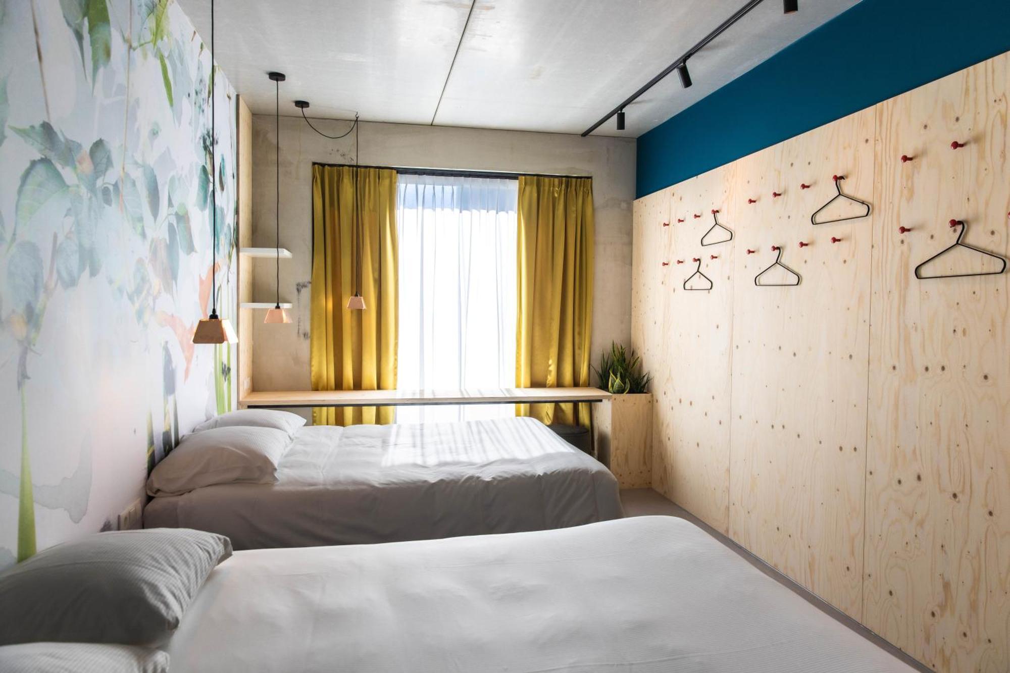 Moloko, Modern Designed Sleep & Shower Hotel In City Center, Digital Key By Sms エンスヘーデ エクステリア 写真