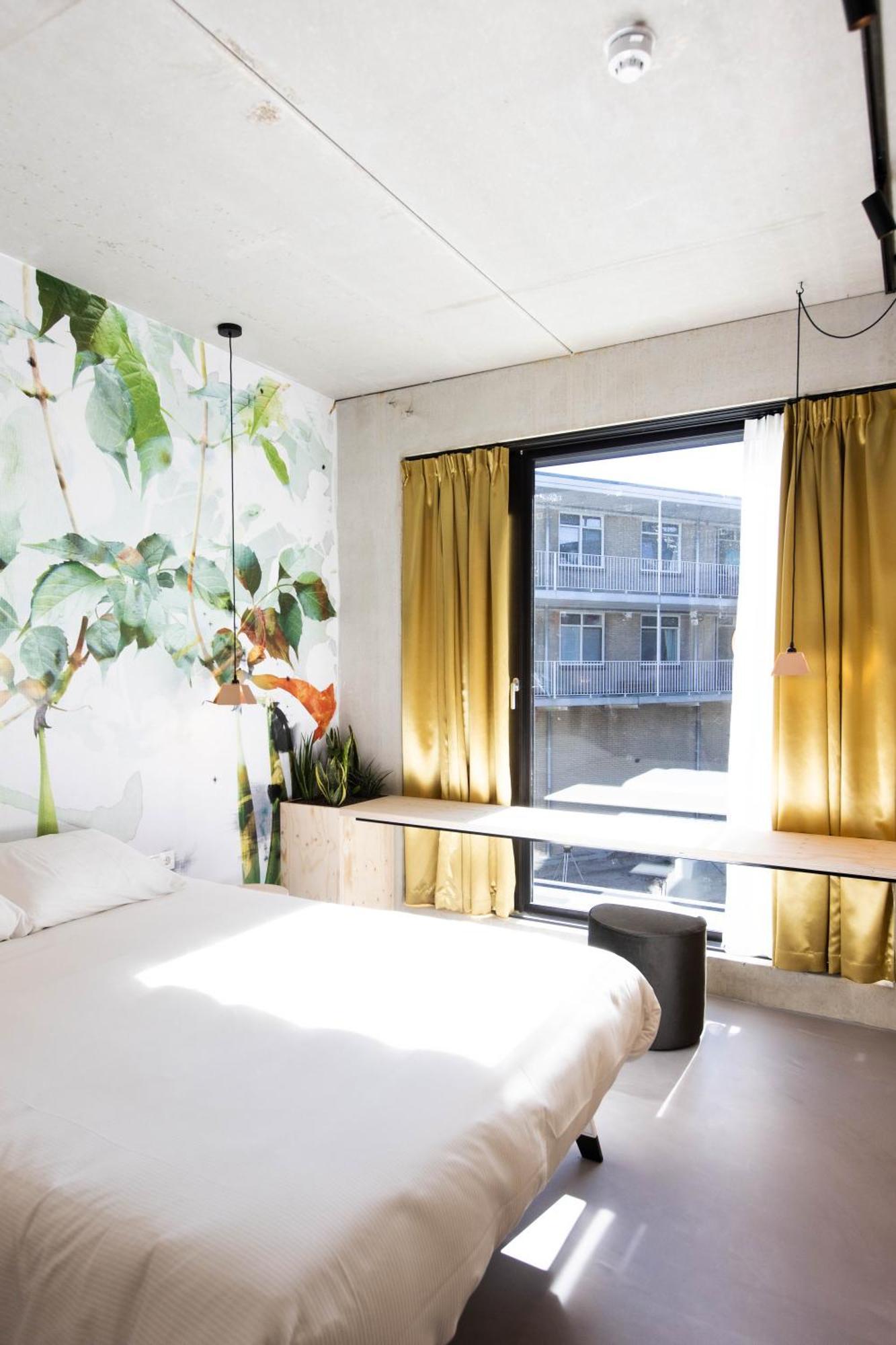Moloko, Modern Designed Sleep & Shower Hotel In City Center, Digital Key By Sms エンスヘーデ エクステリア 写真